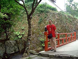 律川