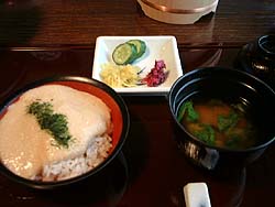 むぎとろ