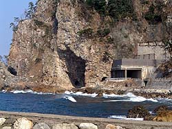 トンネル