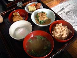 朝食
